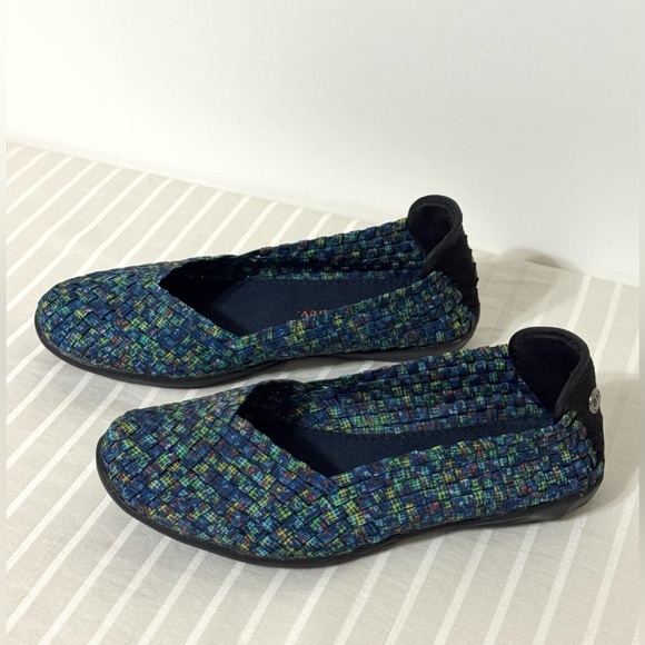 Bernie Mev Catwalk Woven Ballet Flats US 6-6.5 EU37 Blue Multi Stretch Slip On - Picture 13 of 16